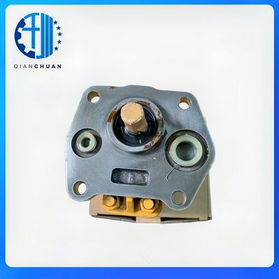Clutch Pump 07421-71401 For Komatsu Bulldozer D20A D20P D20Q D20S